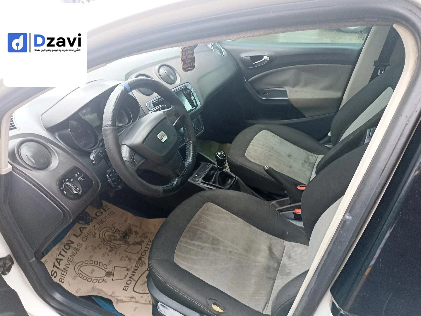 Voitures Seat à 16 ALGER