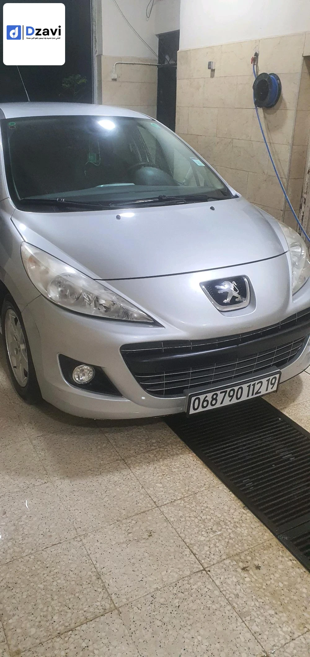 Voitures Peugeot à 19 SETIF