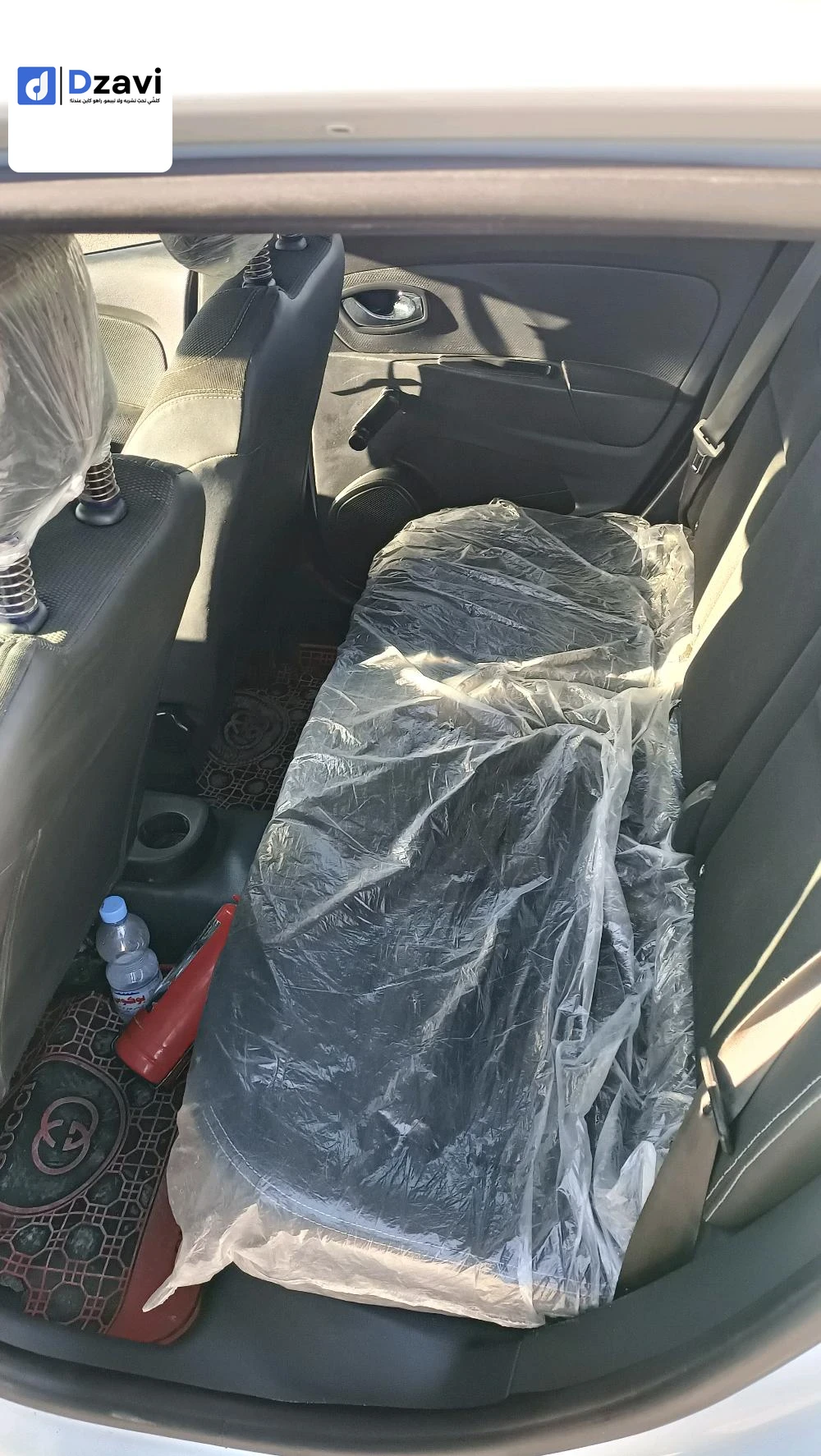 Voitures Renault à 7 BISKRA