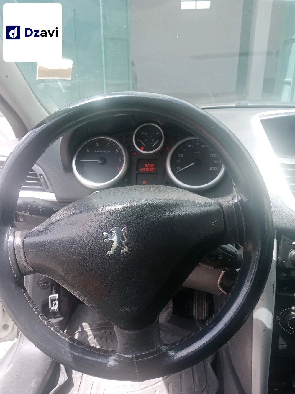Peugeot À vendre à 40 KHENCHELA