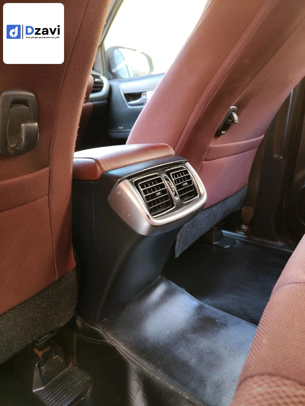 Voitures Toyota à 3 LAGHOUAT