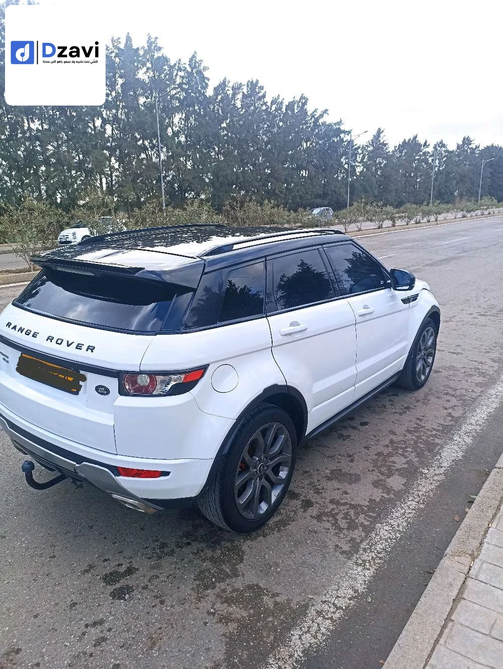 Voitures Land Rover à 16 ALGER