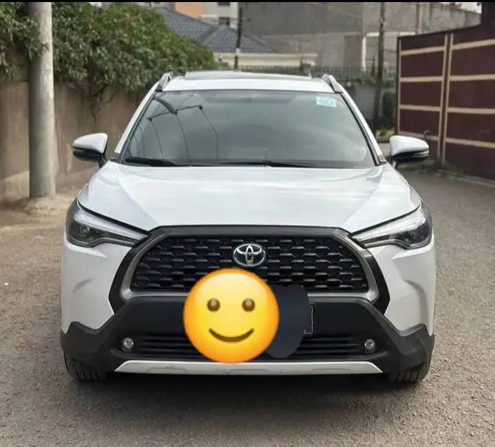 TOYOTA COROLLA CROSS 2023