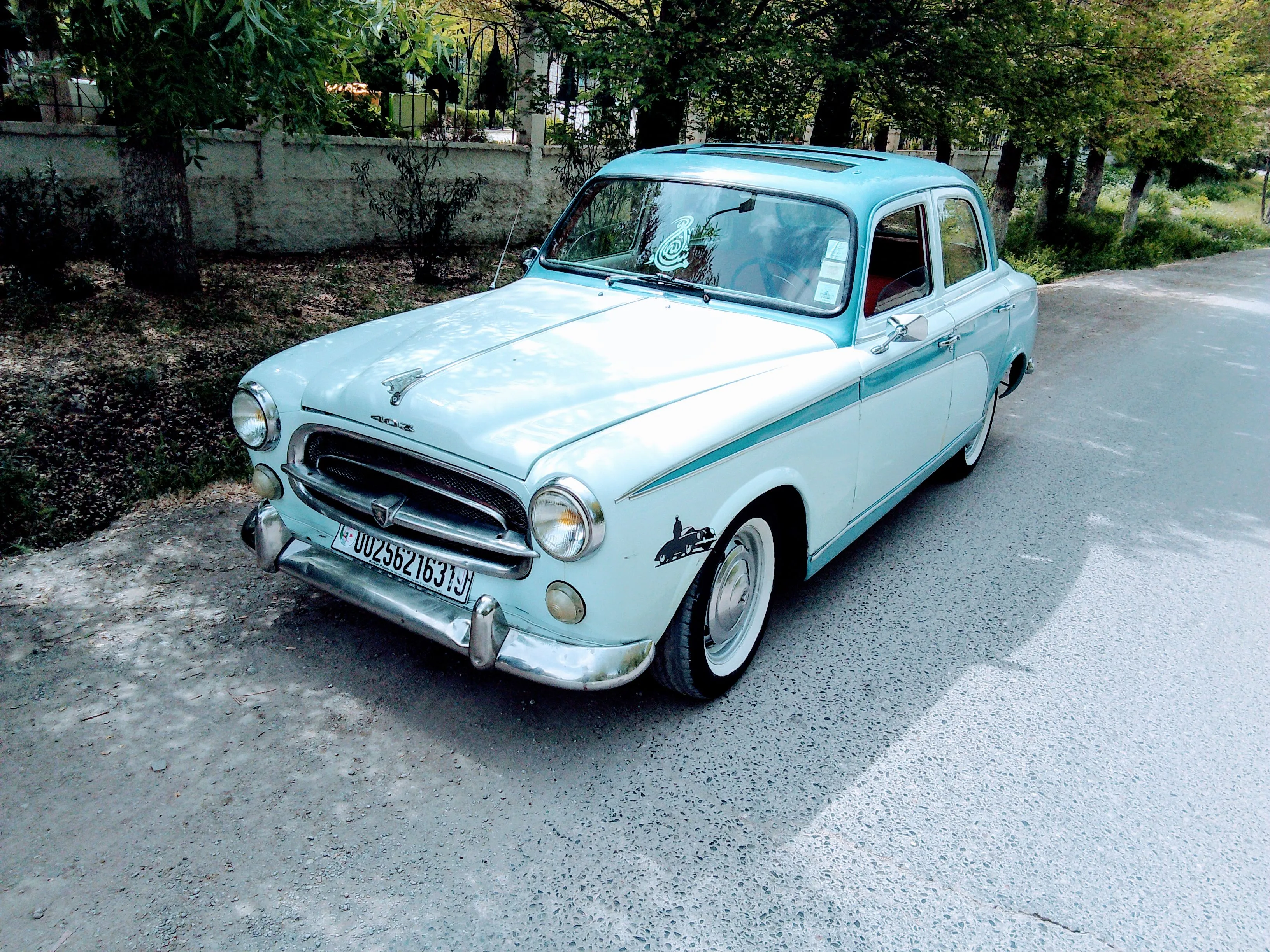 Peugeot 403