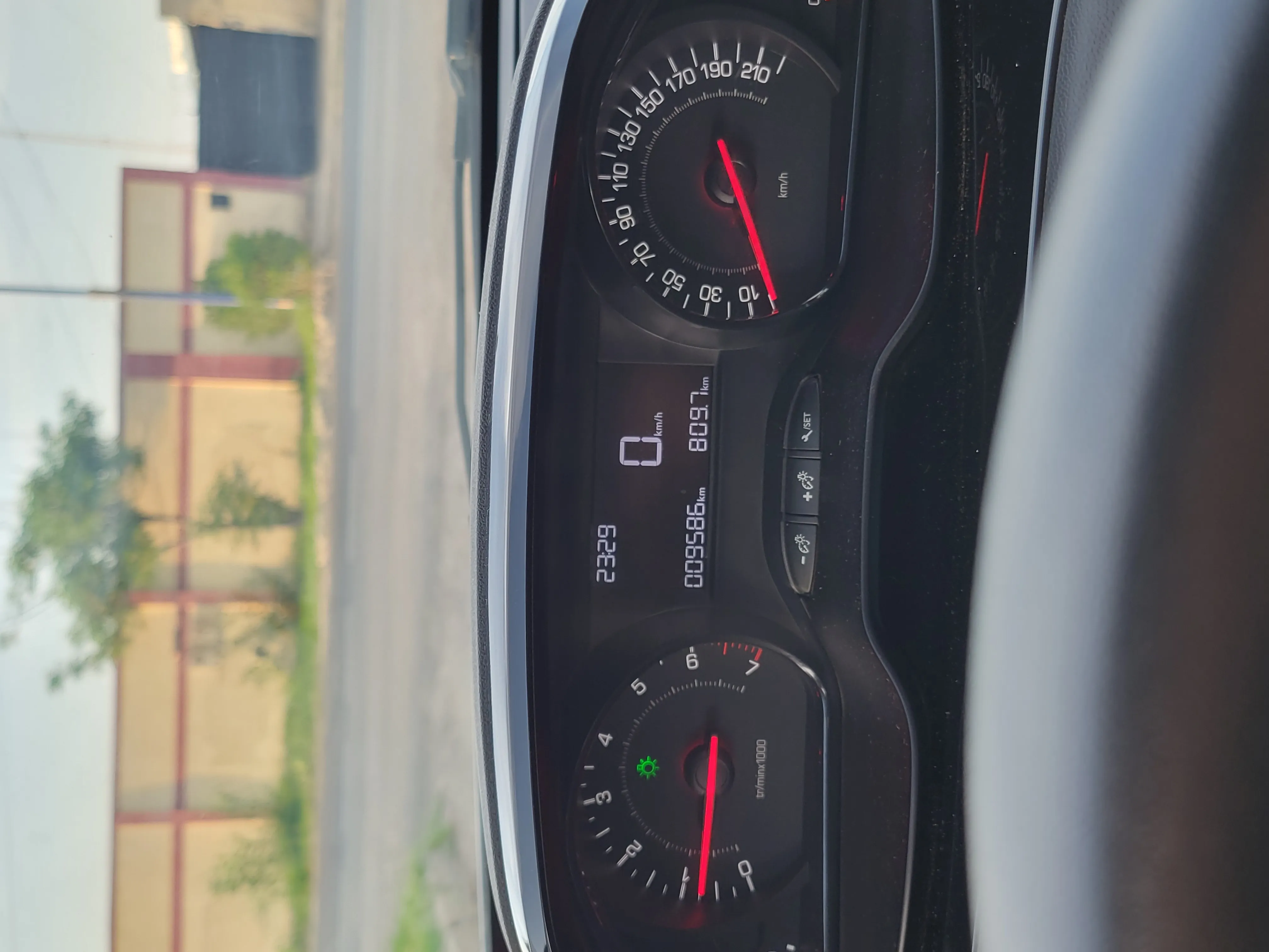 Peugeot 208 2014