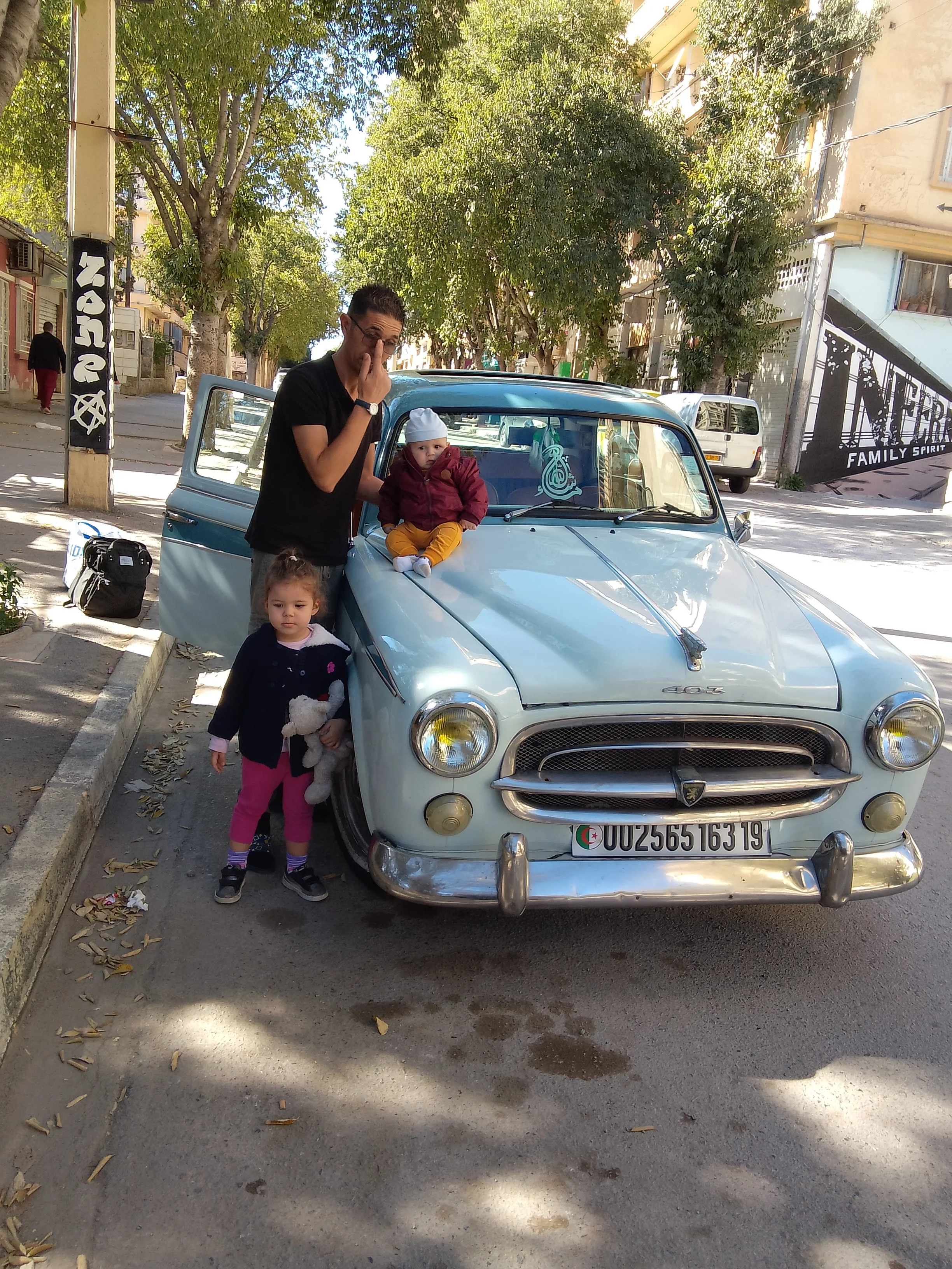 Peugeot 403