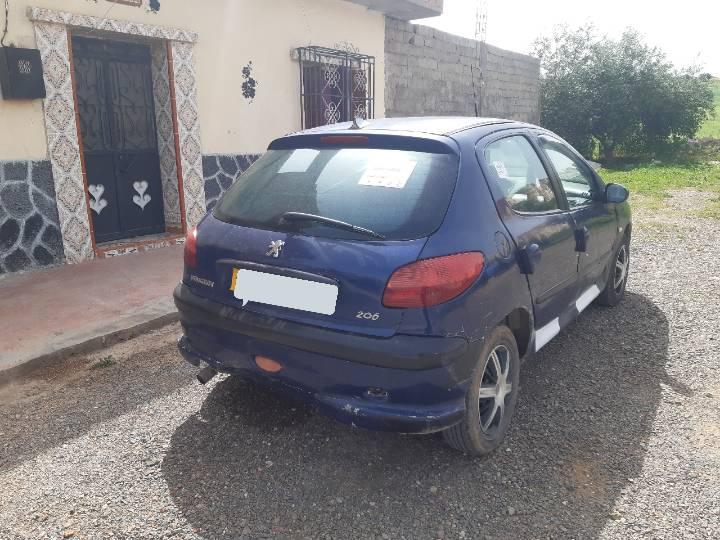 PEUGEOT 206