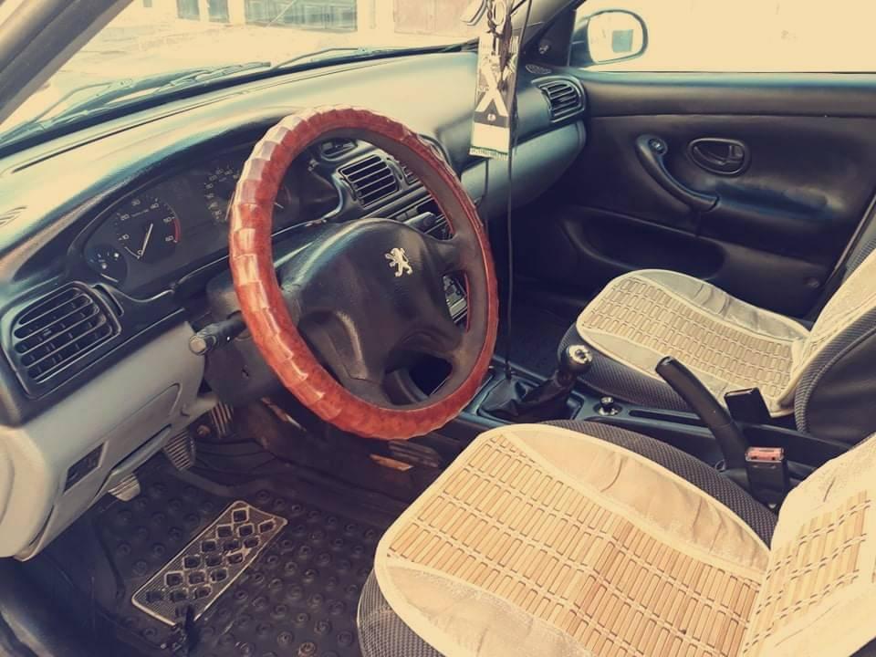 PEUGEOT 406