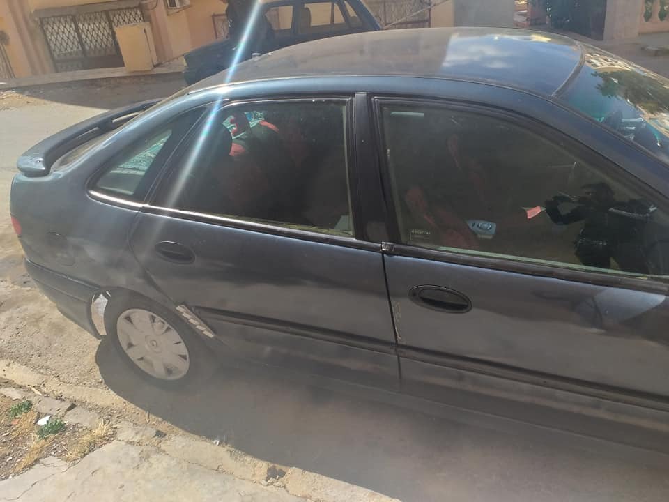 RENAULT LAGUNA