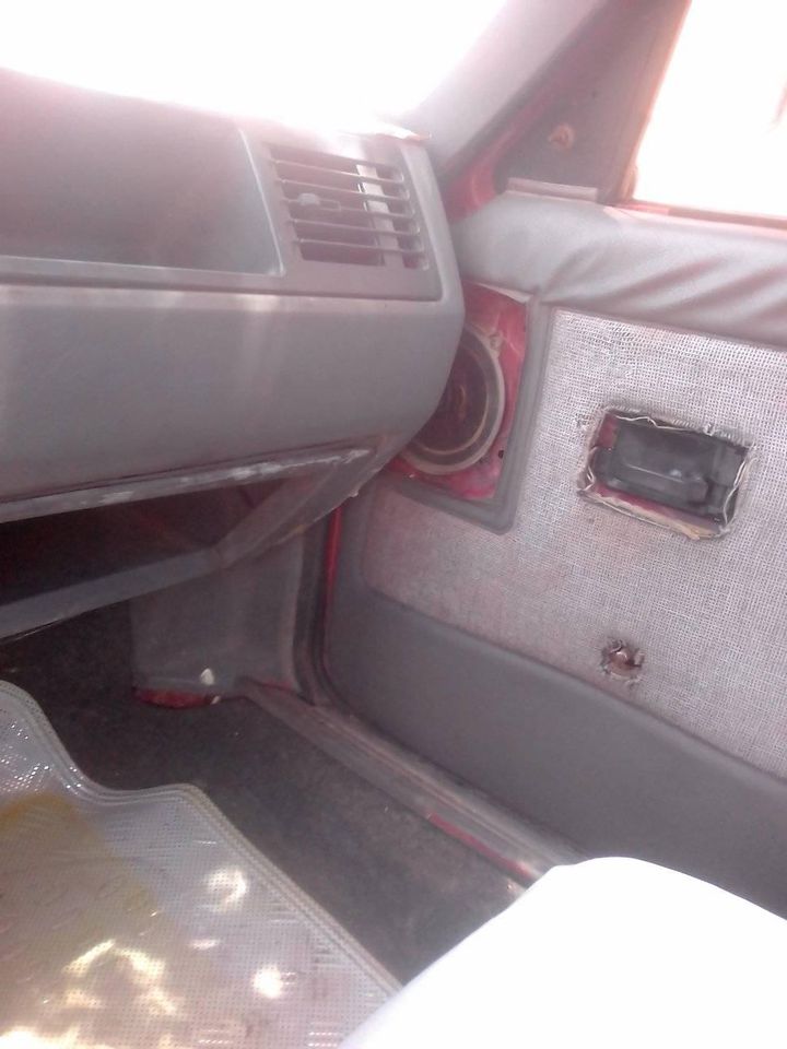 PEUGEOT 309