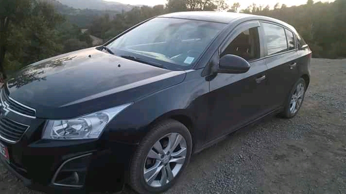 CHEVROLET CRUZE