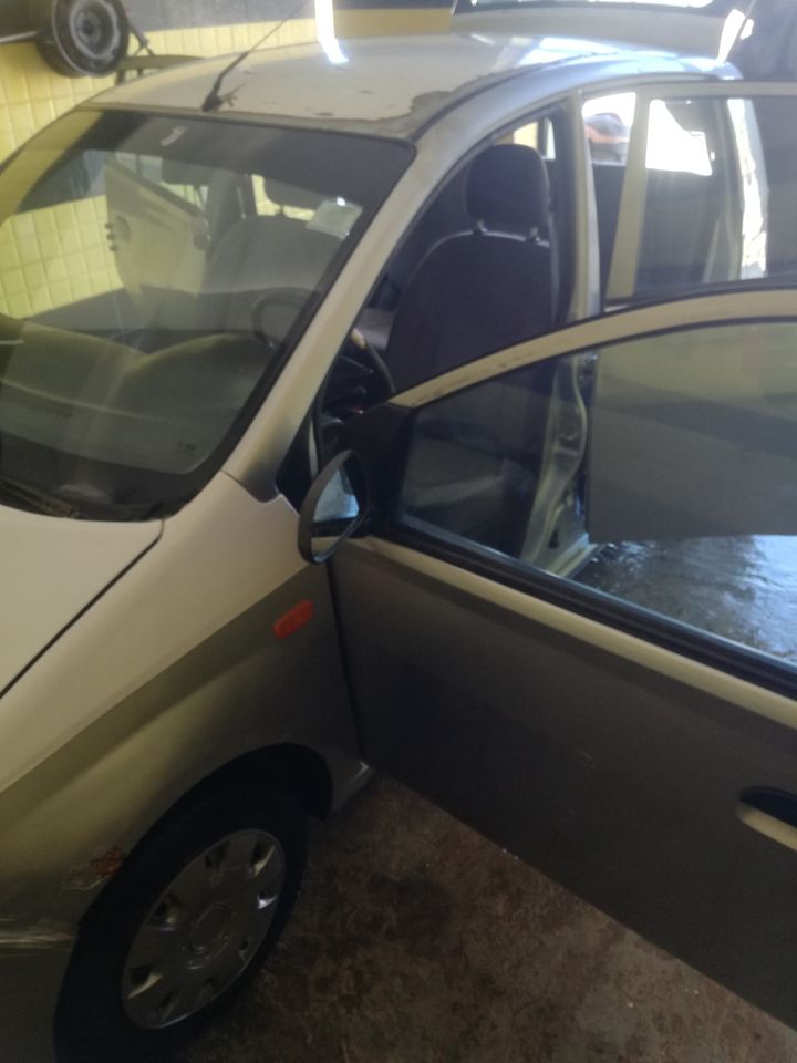 DAIHATSU CHARADE