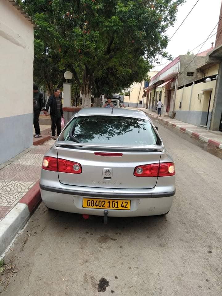 RENAULT LAGUNA