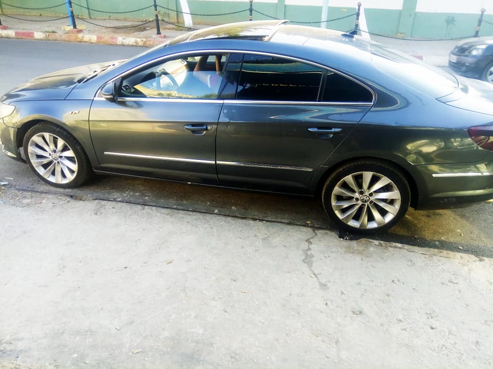 VOLKSWAGEN