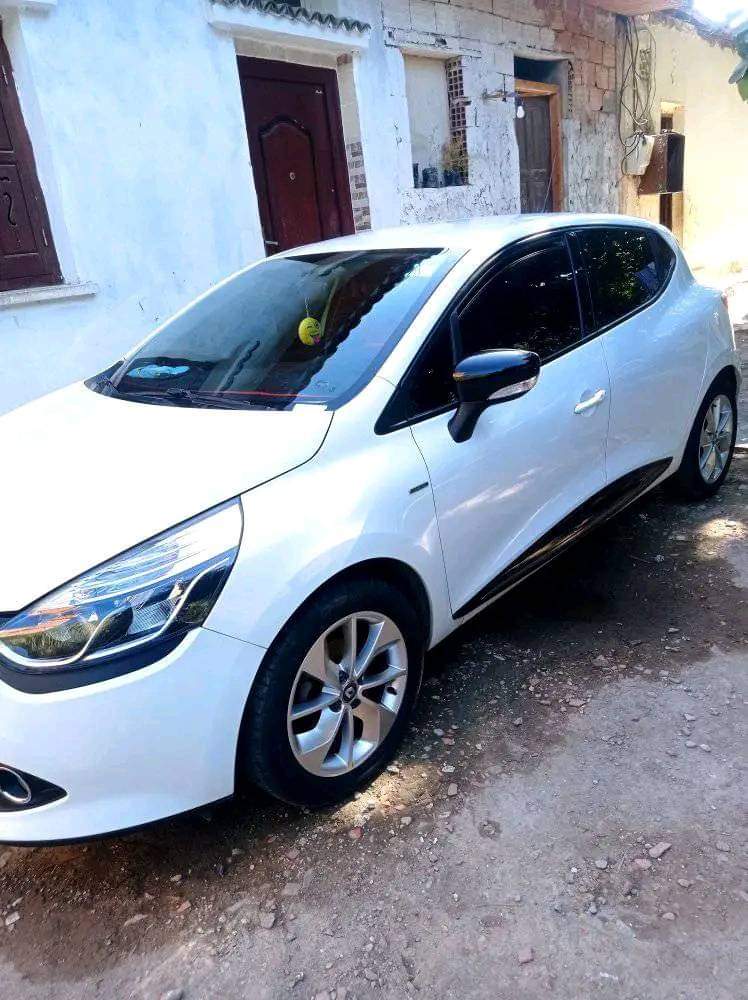 RENAULT CLIO IV