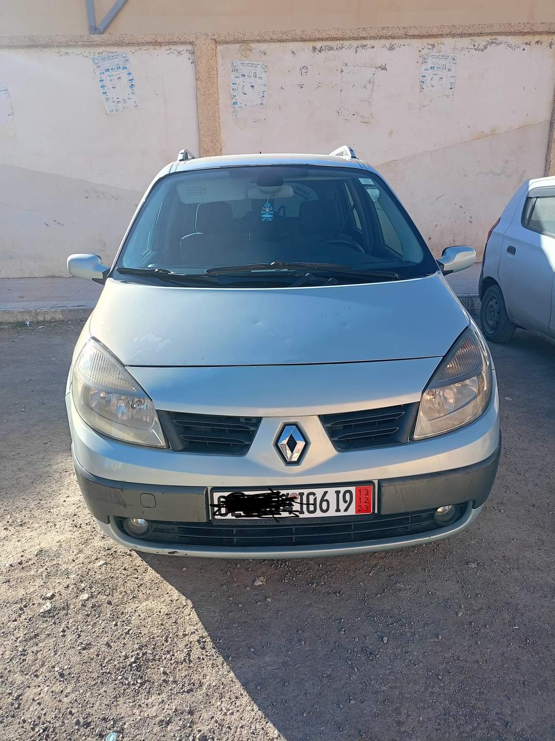 PEUGEOT 206 SEDAN