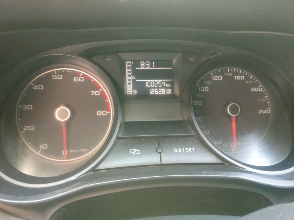 SEAT IBIZA