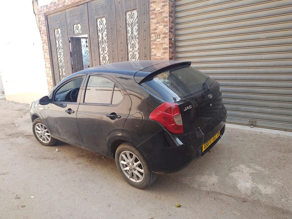 JAC J3