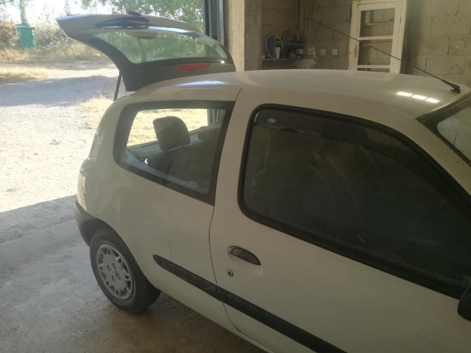 RENAULT CLIO II