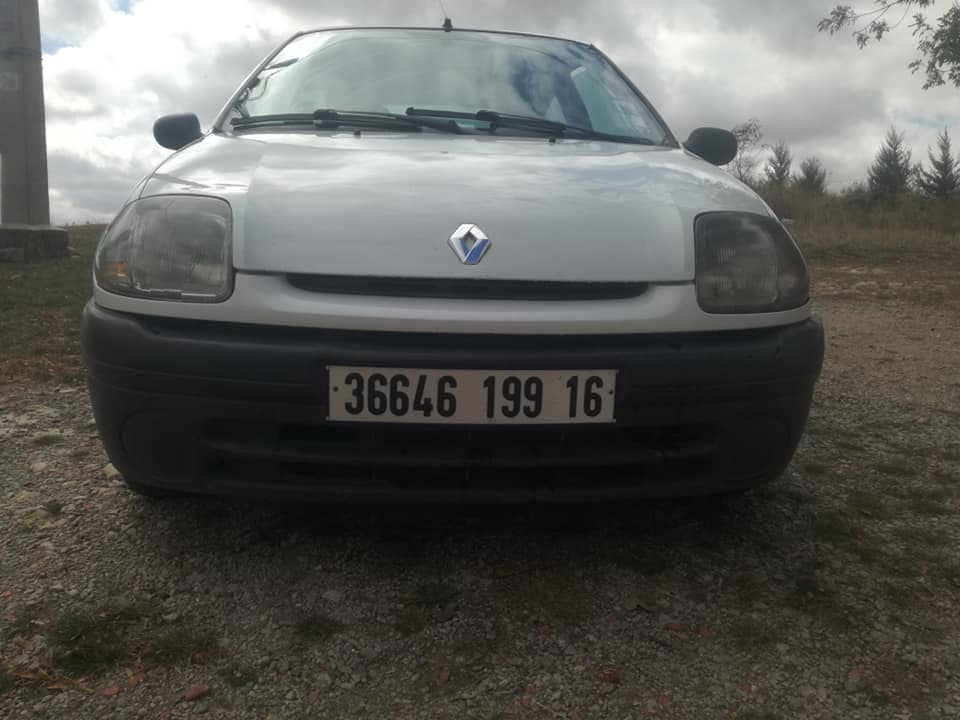 RENAULT CLIO II