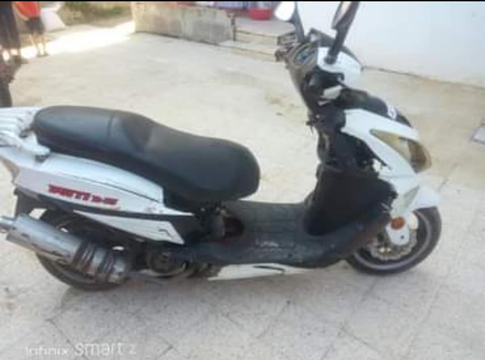 YAMAHA MOTO