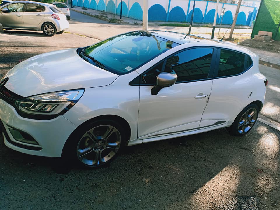 RENAULT CLIO IV
