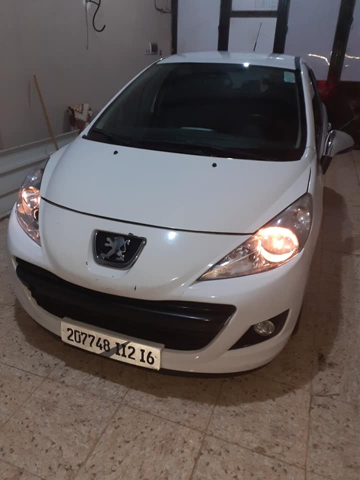 NISSAN X TRAIL