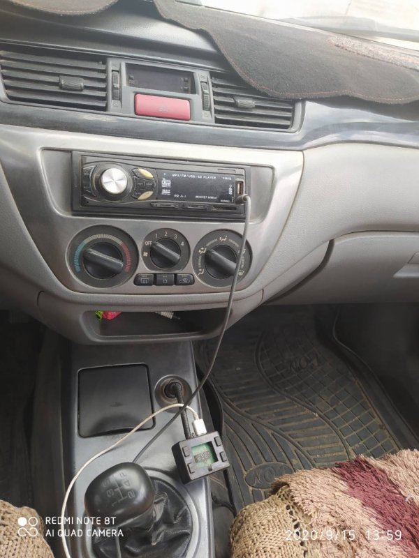 MITSUBISHI LANCER