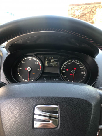SEAT IBIZA