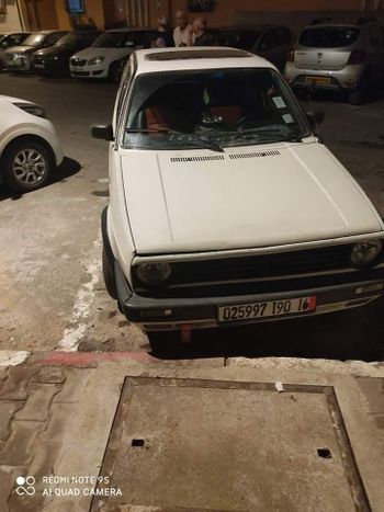 VOLKSWAGEN GOLF 2