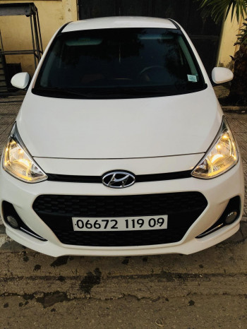 HYUNDAI GRAND I10