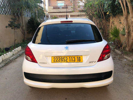 PEUGEOT 207
