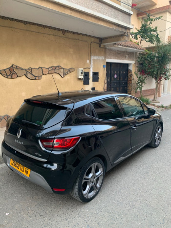 RENAULT CLIO IV