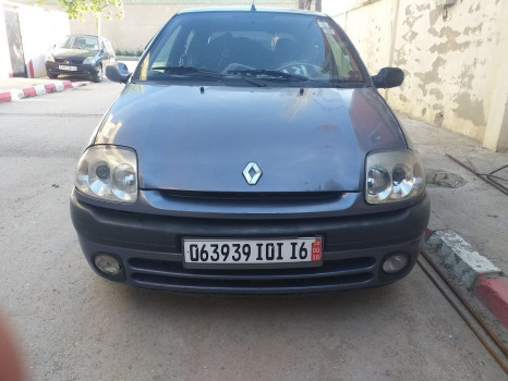 RENAULT CLIO II