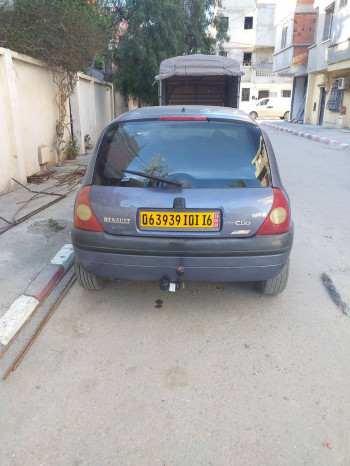 RENAULT CLIO II