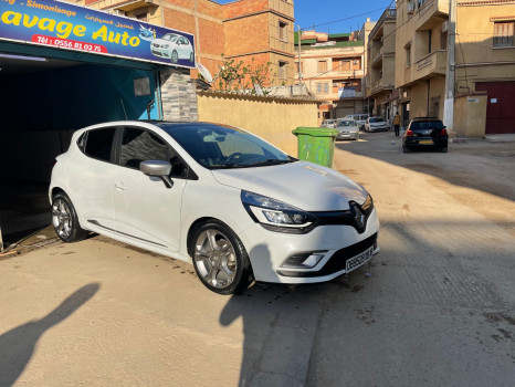 RENAULT CLIO IV