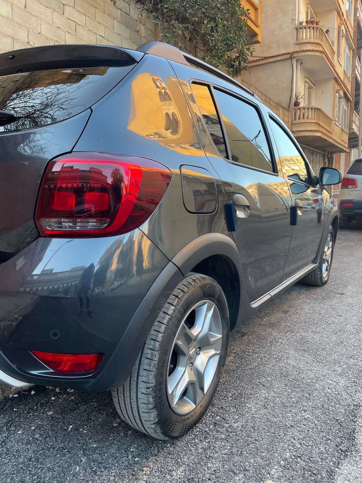 HYUNDAI GRAND I10