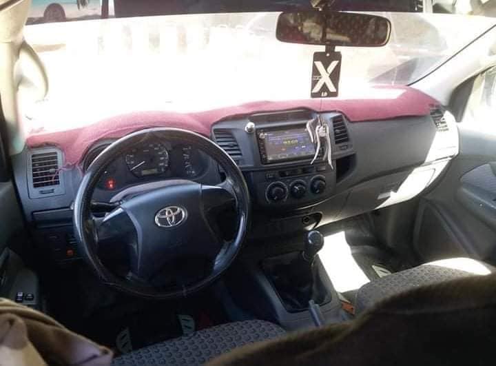 TOYOTA HILUX