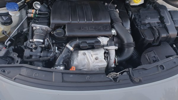 VOLKSWAGEN GOLF 2