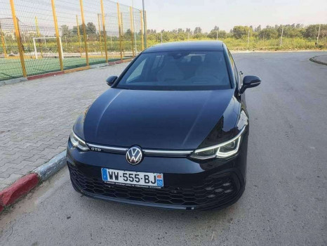VOLKSWAGEN GOLF 8