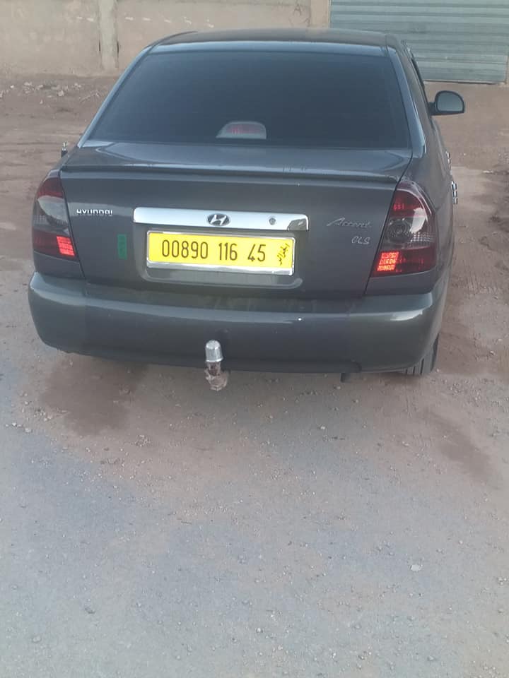 HYUNDAI ACCENT