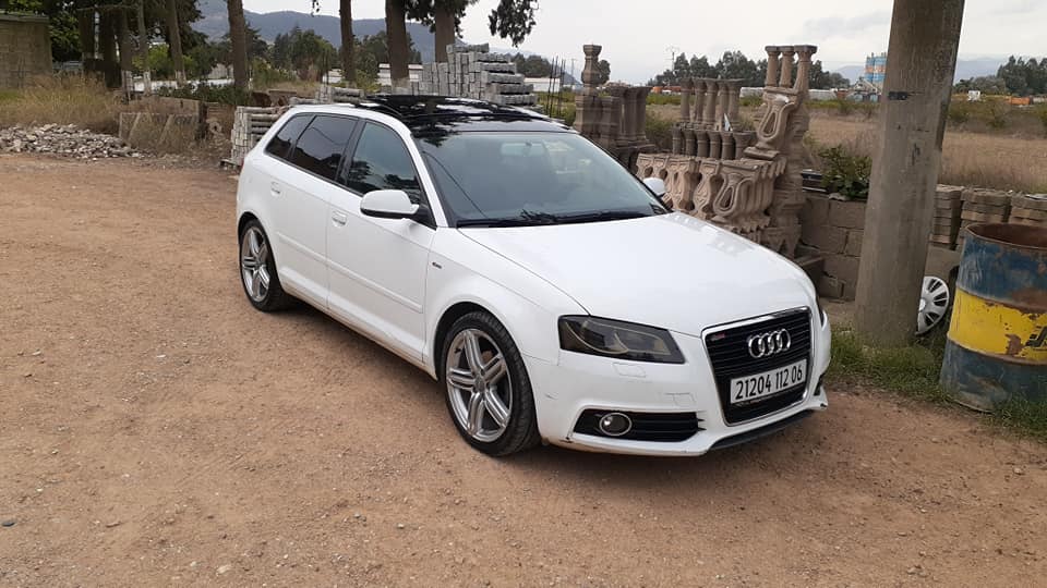 AUDI
