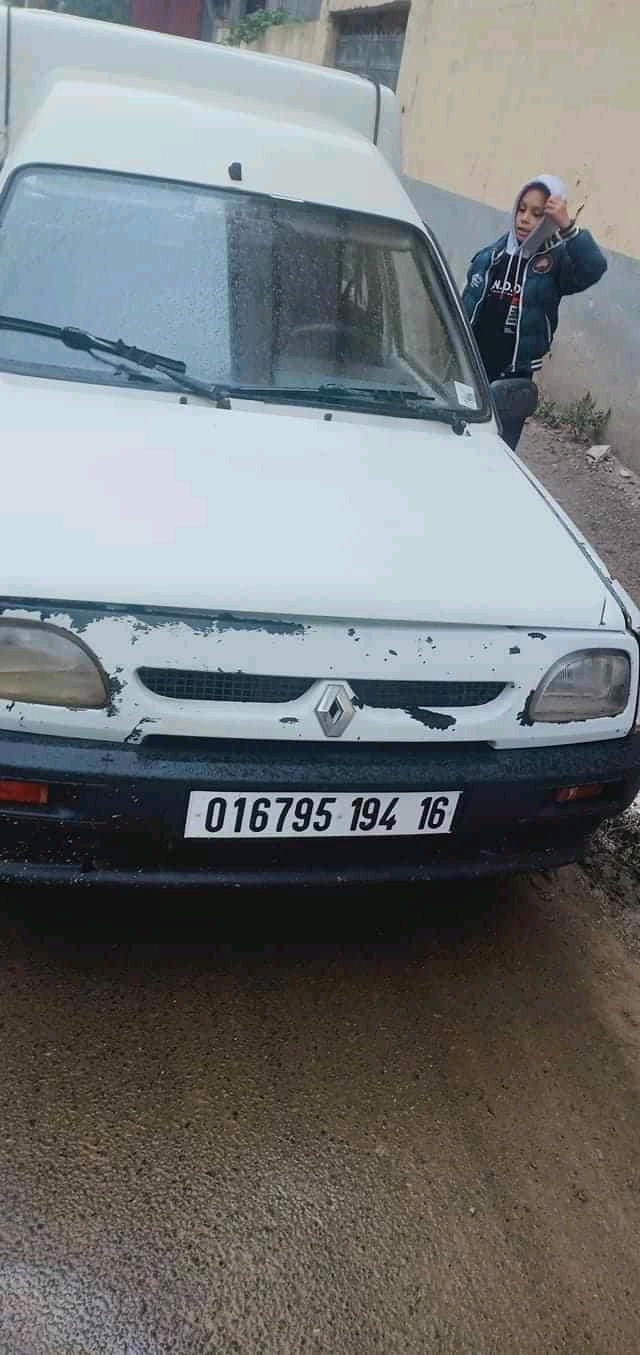 RENAULT EXPRESS