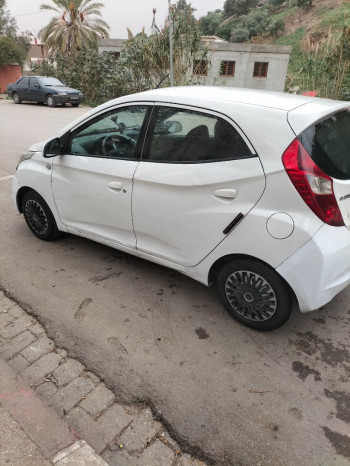 HYUNDAI EON