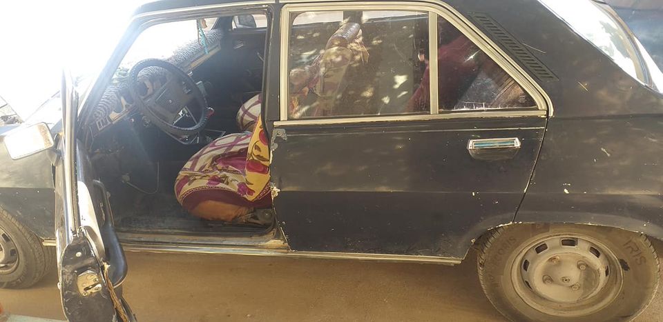PEUGEOT 504