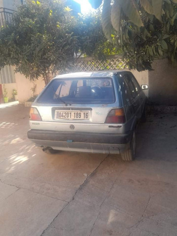 VOLKSWAGEN GOLF 2