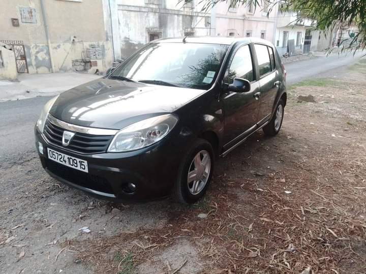 DACIA SANDERO