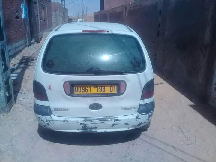 RENAULT SCENIC