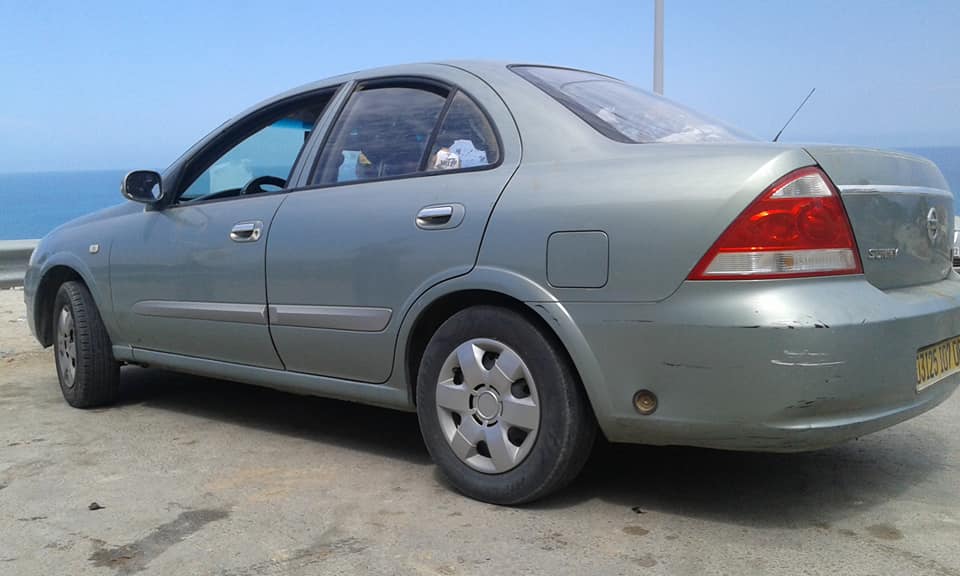 NISSAN SUNNY