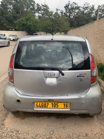 DAIHATSU SIRION